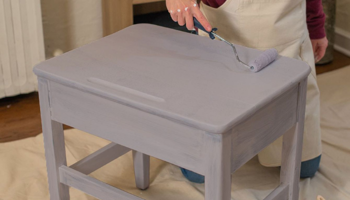 Paint Roller / How To Paint A Old Wooden Table