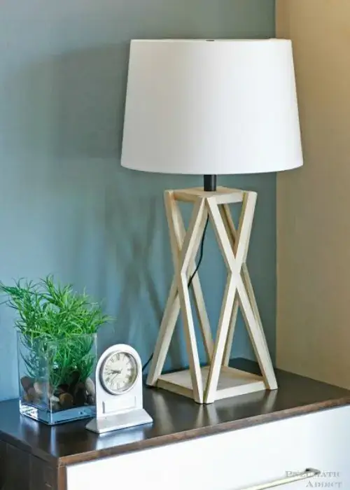decor with wooden Tapered-X Lamp / how to decor a table with a wooden table lamp ?