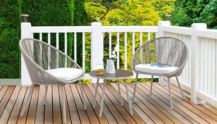 Outdoor Bistro Set Table and Chairs / best porch chair ideas
