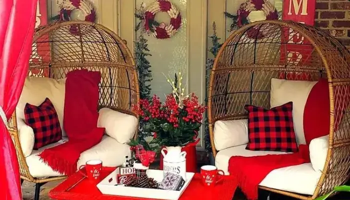 Red Christmas Patio decoration / How to Make Outdoor Christmas Decorations?  