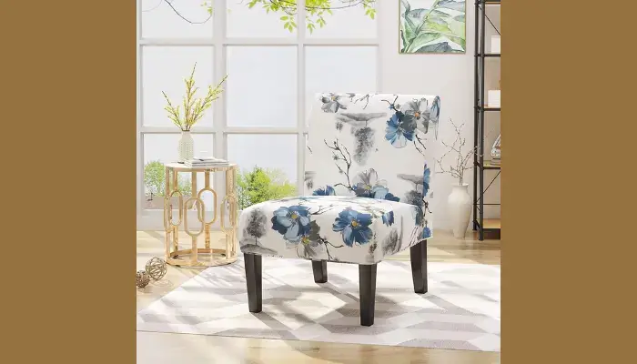 Traditional Fabric Accent Chair / Best accent chairs 
