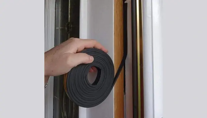 Line the window with weatherstripping tape / How can I soundproof my windows cheaply