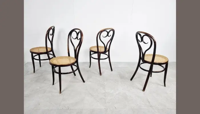Bentwood Chairs / Are Wooden Chairs Comfortable