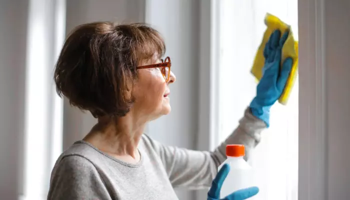 Clean Your Windows / Which Side Of The House Gets The Most & Least Sunlight