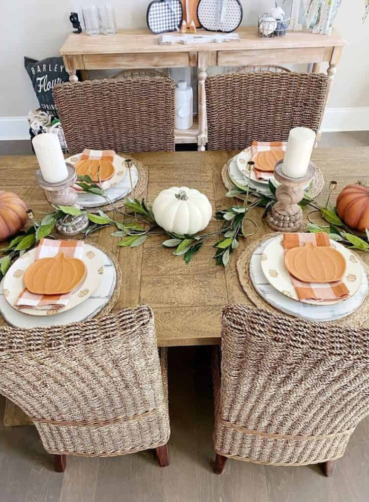 Halloween Dining Table Décor Ideas