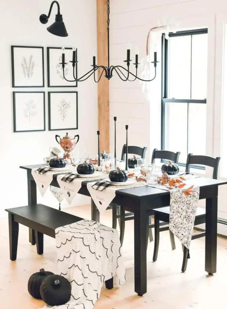 Halloween Dining Table Décor Ideas