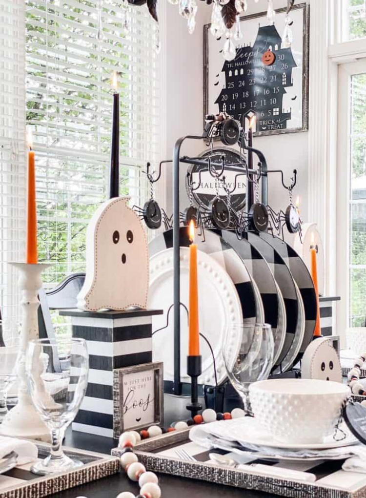 Halloween Dining Table Décor Ideas