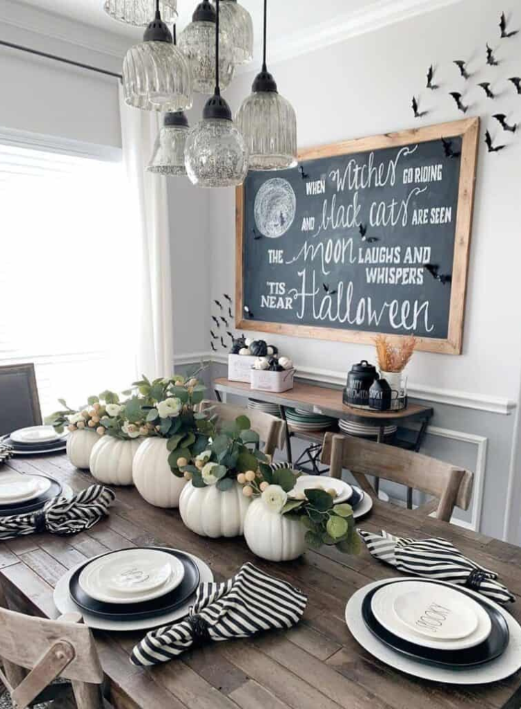 Halloween Dining Table Décor Ideas