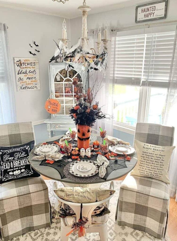 Halloween Dining Table Décor Ideas