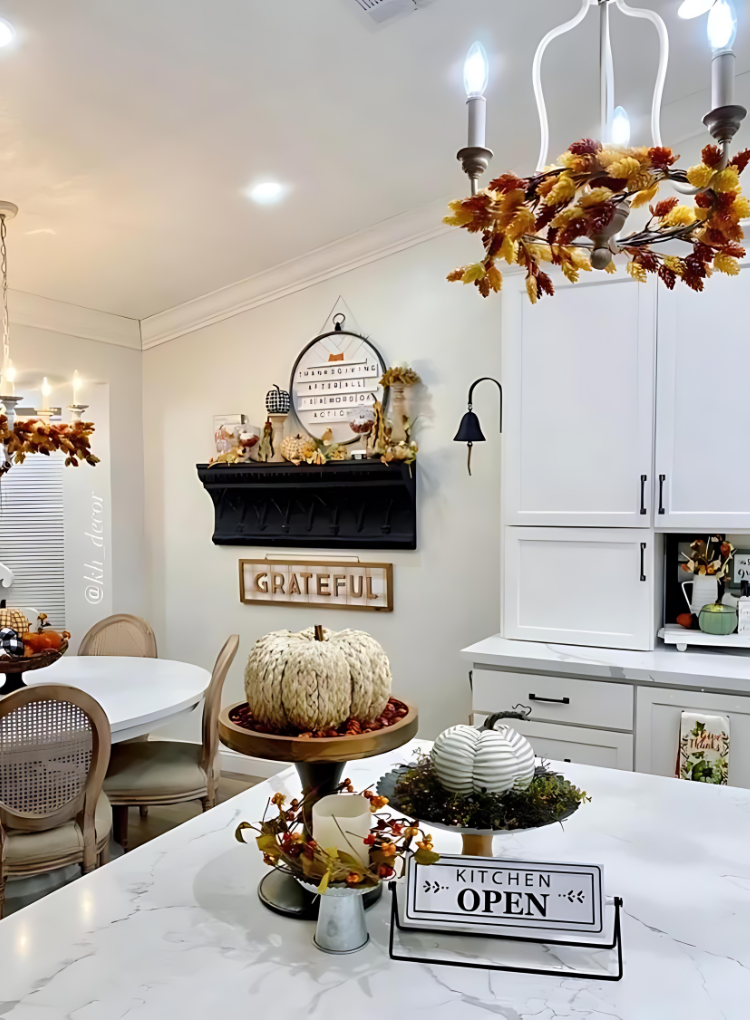 Unique Fall Kitchen Decor Ideas