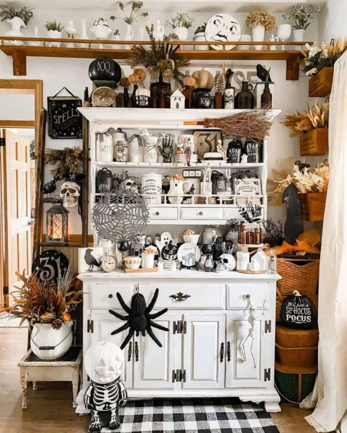 Halloween Kitchen Décor