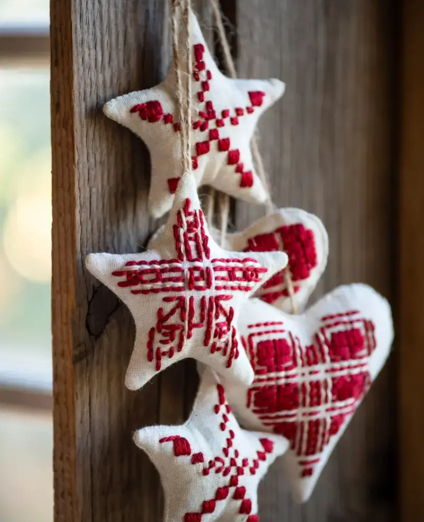 19 Stunning Vintage Christmas Ornaments Under $5 That'll Make You Nostalgic! 11 19 Stunning Vintage Christmas Ornaments Under $5 That'll Make You Nostalgic! / Embroidered Cloth Ornaments